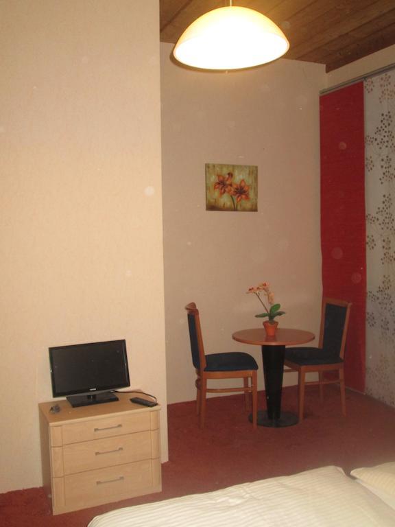 Hotel Gruener Baum Nuernberg Brunn Pokój zdjęcie
