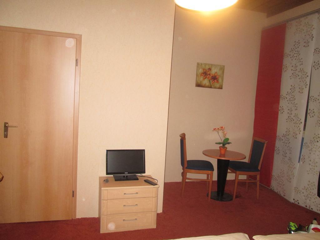 Hotel Gruener Baum Nuernberg Brunn Pokój zdjęcie